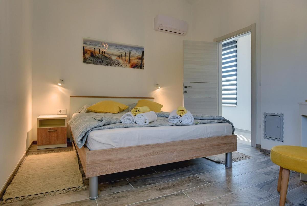 Villa Sunny Home Vodnjan Exterior foto