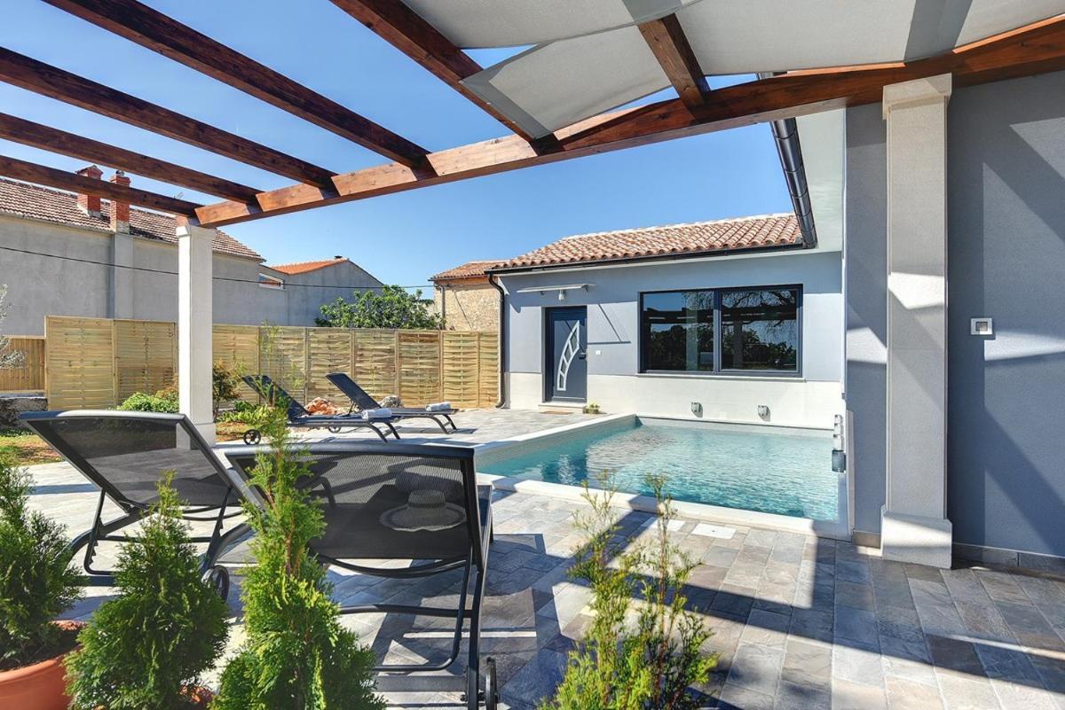 Villa Sunny Home Vodnjan Exterior foto